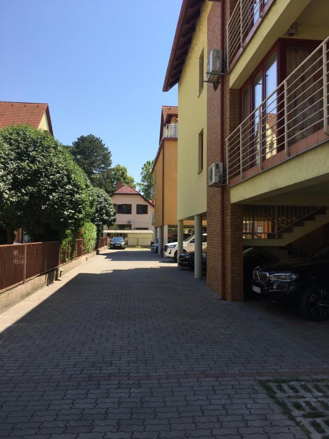 Siofoki Beach Apartman Exterior foto