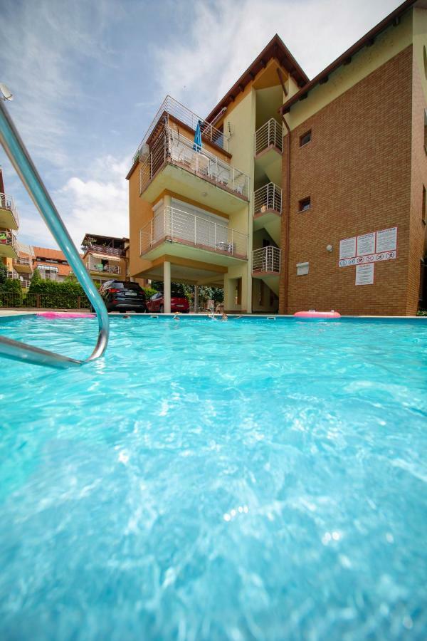 Siofoki Beach Apartman Exterior foto